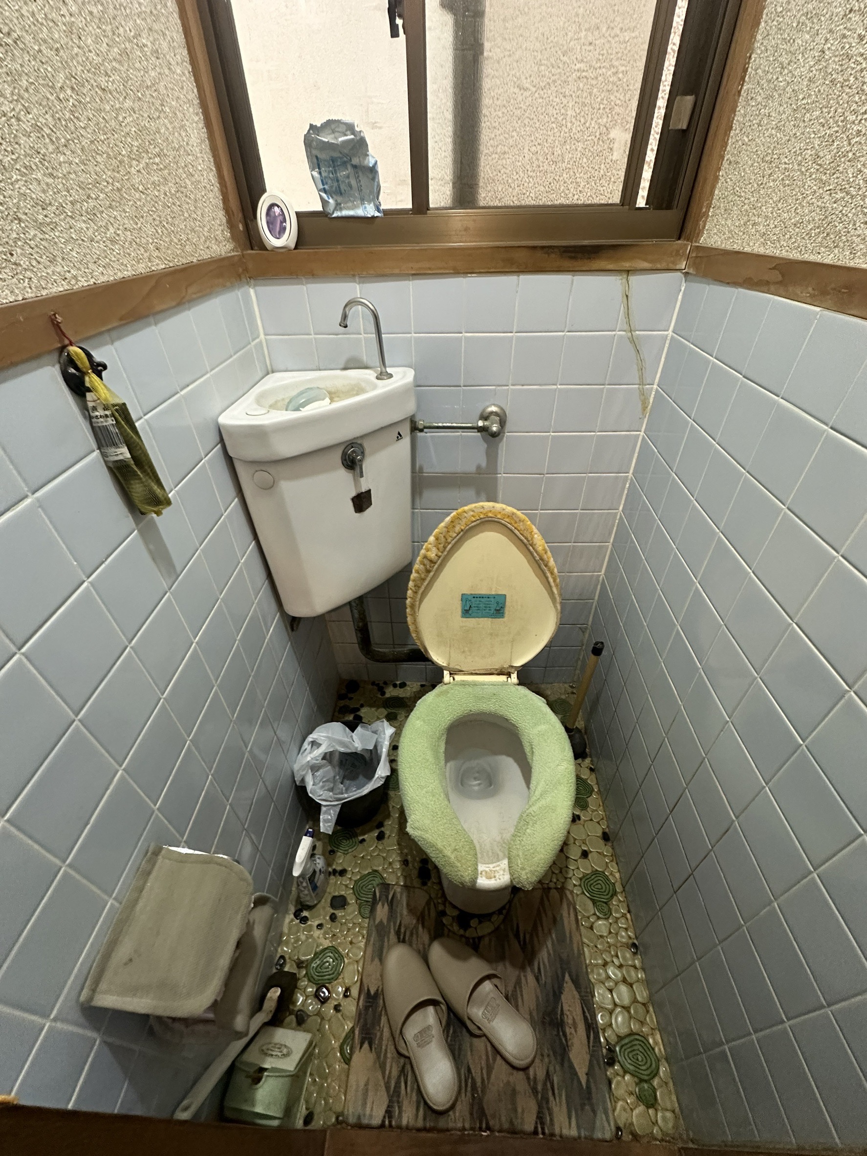 熊本市西区のトイレ交換・施工前